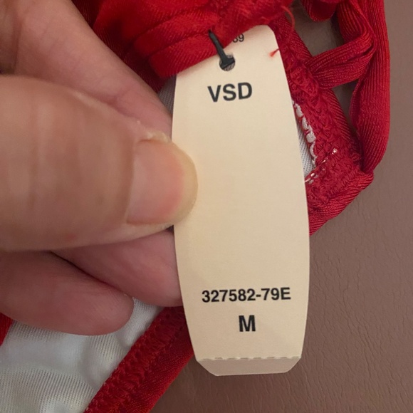 Victoria’s Secret NWT red bikini bottom fringe macrame ties - Picture 8 of 10